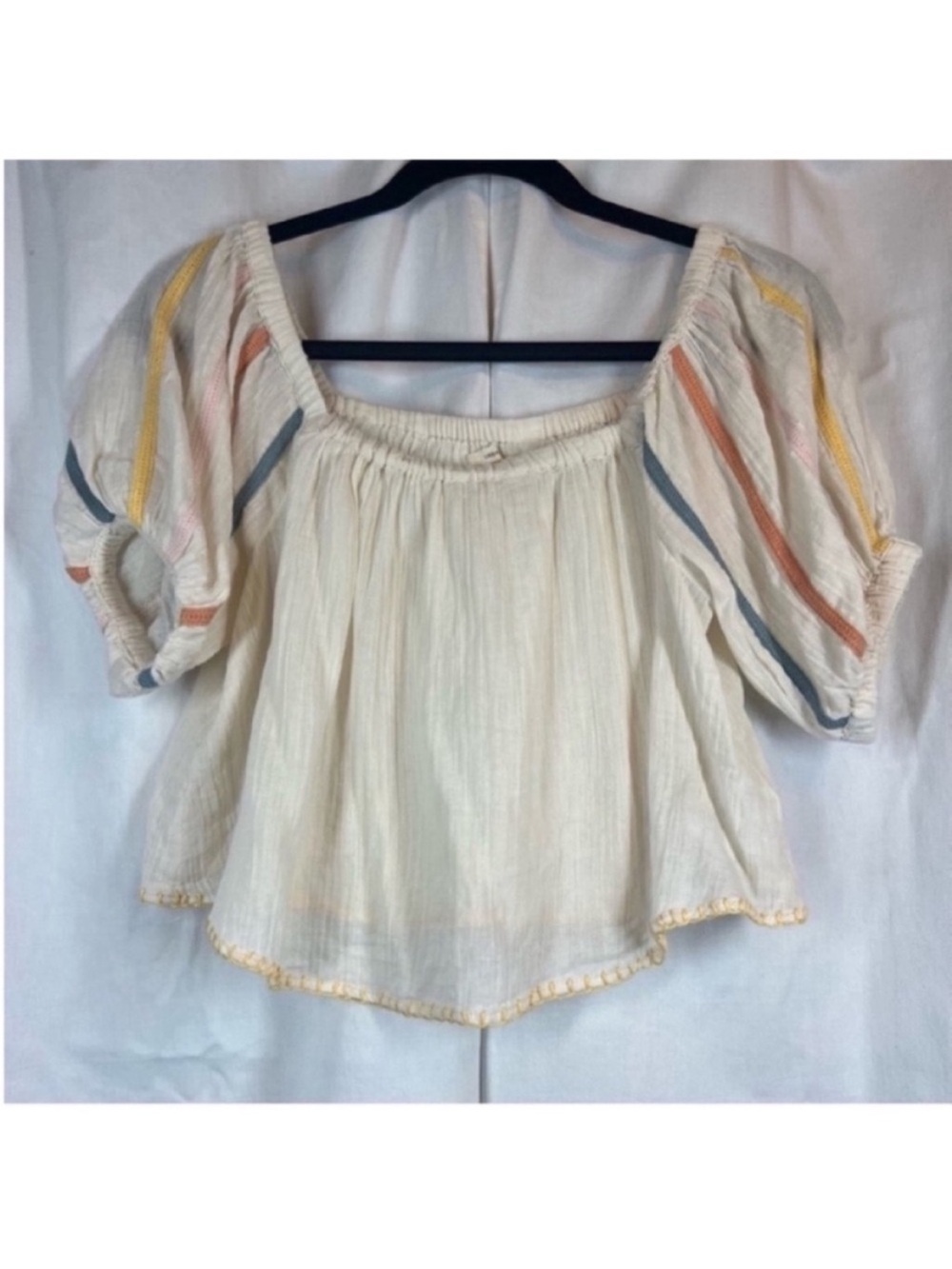 Urban outfitters 100% cotton embroidered puff sleeve off shoulder peasant blouse